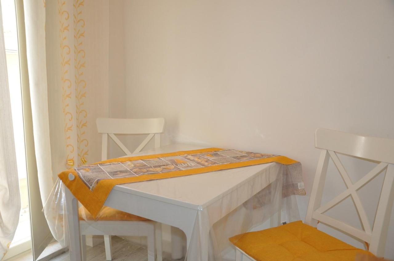 Brezza Di Mare Gaeta B&B Exteriör bild